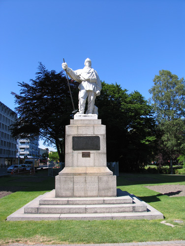 Statue of Captain Scott in Christchurch